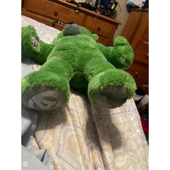 Build A Bear Green Marvel Avengers Incredible Hulk Plush Stuffed Animal 17” - Picture 4 of 16